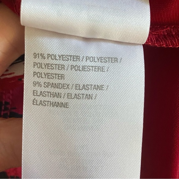 Bob Mackie Wearable Art NWT Red Sleeveless Blouse Medium - Picture 8 of 12